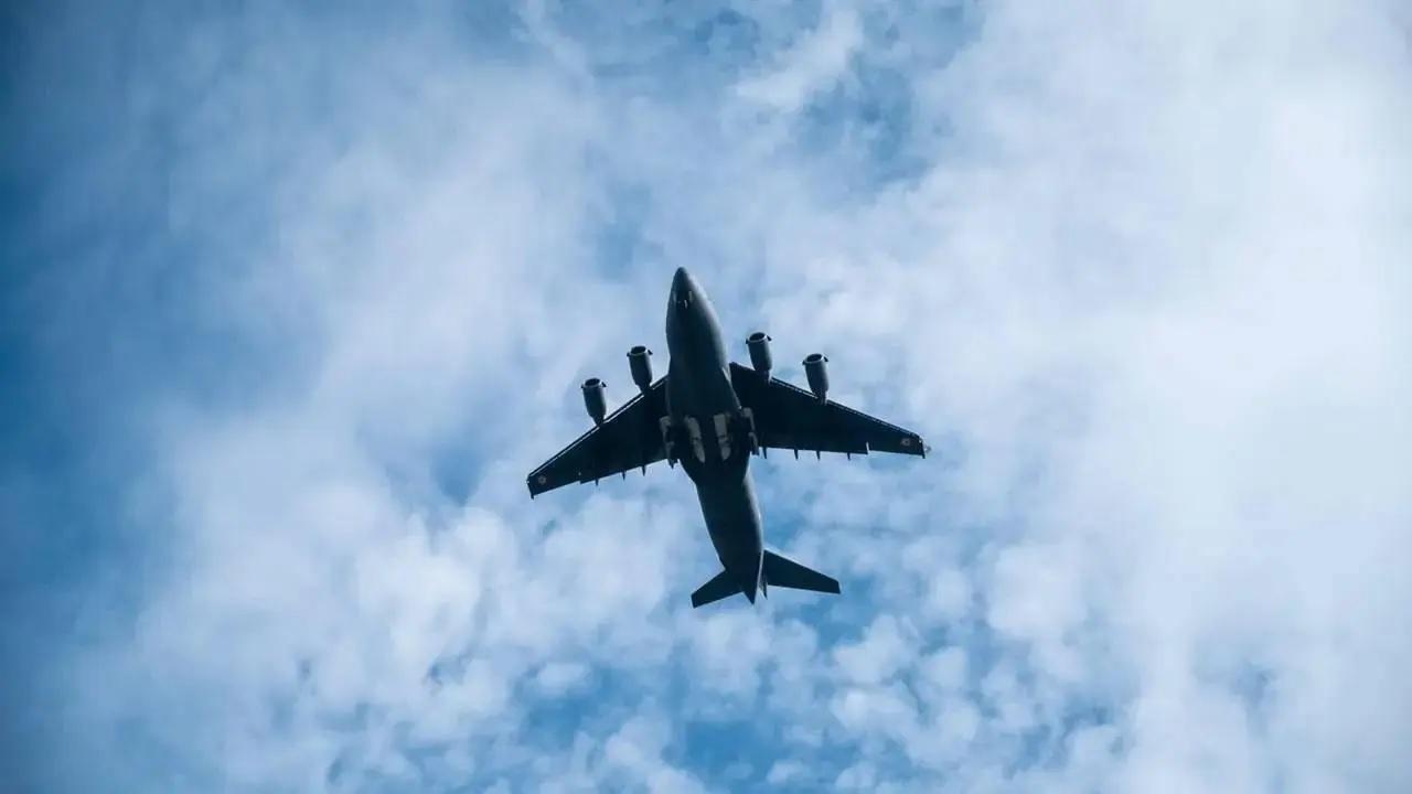 પ્રતીકાત્મક તસવીર