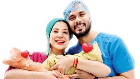 સંભાવના સેઠ અને તેના પતિ અવિનાશ