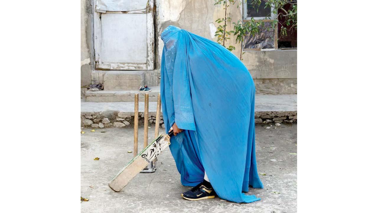 ક્રીએટિવ સાઇલન્ટ વિરોધ