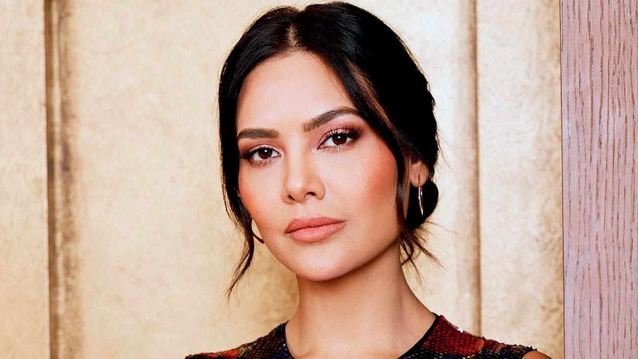 ઈશા ગુપ્તાની ફાઇલ તસવીર