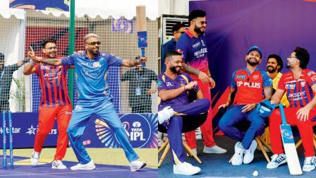 મુંબઈમાં કૅપ્ટનોની મીટિંગ દરમ્યાન ફુરસદના સમયમાં મુંબઈનો કૅપ્ટન હાર્દિક પંડ્યા અને લખનઉનો કૅપ્ટન રિષભ પંત મજાકમસ્તી કરતા જોવા મળ્યા હતા. રિષભ પંત, રિયાન પરાગ, અજિંક્ય રહાણે, ઋતુરાજ ગાયકવાડ તેમ જ શ્રેયસ ઐયર હળવા મૂડમાં.