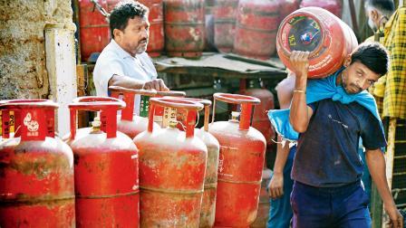 ઈરાન યુદ્ધને કારણે દેશમાં ગૅસ-બુકિંગની સંખ્યામાં આશરે ૨૦ લાખનો વધારો થયો છે