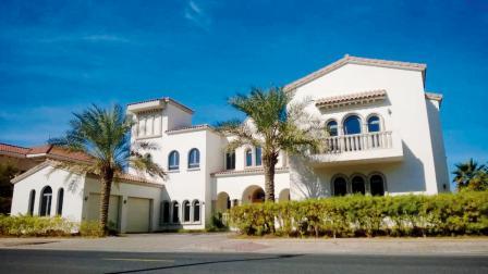 શાહરુખે પોતાના આ દુબઈના બંગલાને પણ મન્નત જેવી જ લાગણી સાથે નામ આપ્યું છે