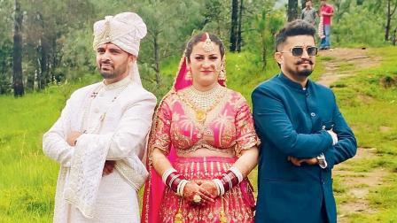 બે સગા ભાઈઓ સાથે લગ્ન કરનારી મહિલા