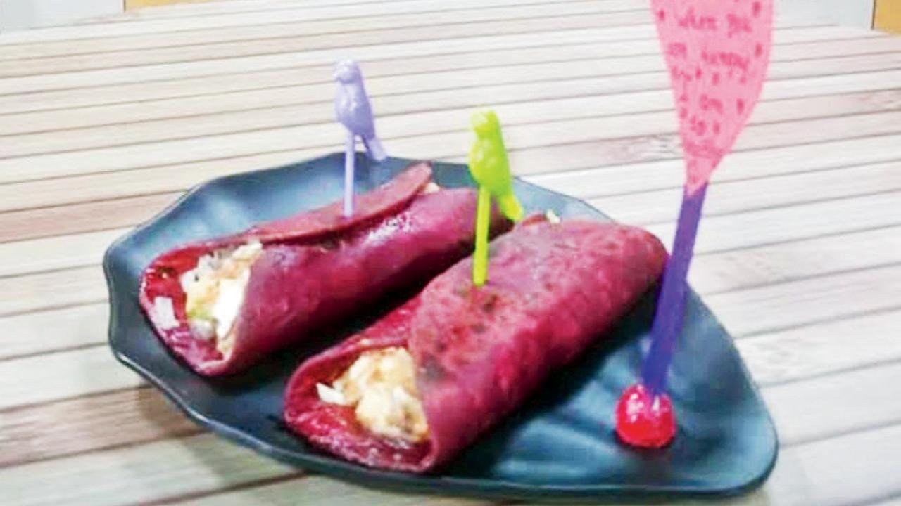 સોયા ચંક્સ-બીટરૂટ ફ્રૅન્કી