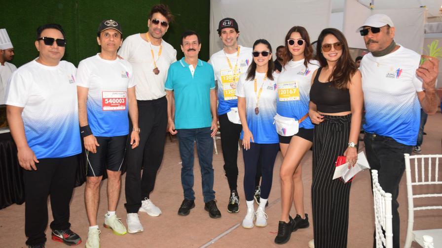 મૅરેથોનમાં 6,000 થી વધુ લોકોએ નામ નોંધાવ્યું હતું. આ કાર્યક્રમ સવારે 5:30 વાગ્યે શરૂ થયો હતો.