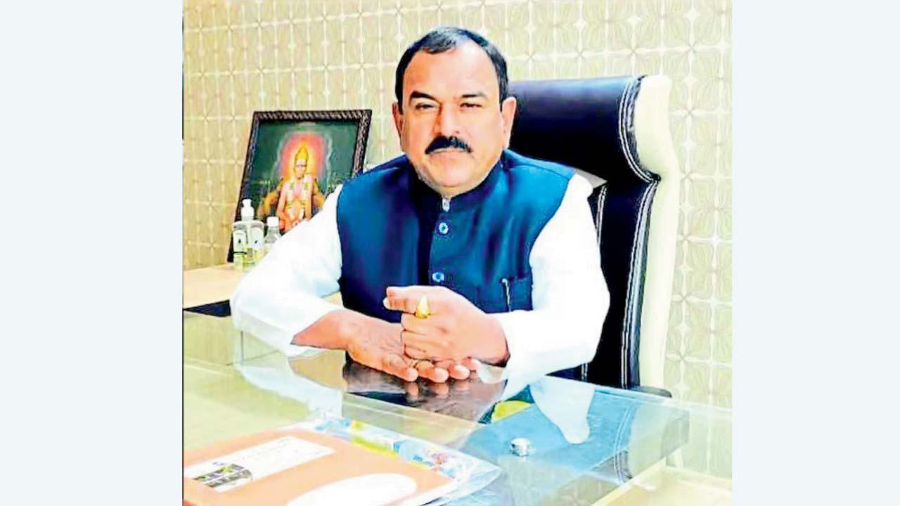 અશોક ખરાત