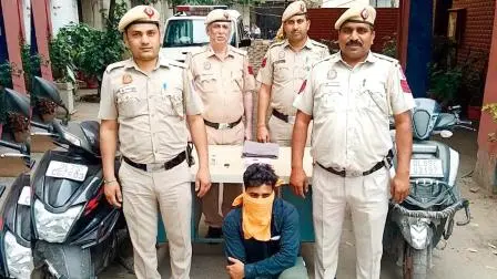 દિલ્હીના આર. કે. પુરમ વિસ્તારમાં પોલીસે એક શાતિર ચોરને પકડ્યો છે