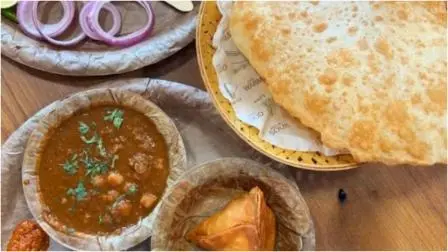 છોલે ભટૂરેની મિજબાની - તસવીર સૌજન્ય પૂજા સાંગાણી