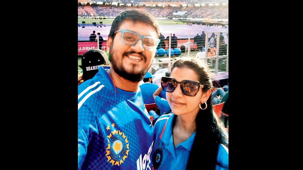 સ્નેહા અને હાર્દિક ગાલા નરેન્દ્ર મોદી સ્ટેડિયમમાં
