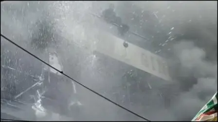 દિલ્હી: ઇમારતની આગમાં જીવતા બળી જતા પહેલા લોકોએ મદદ માટે બૂમો પાડી, જુઓ વીડિયો