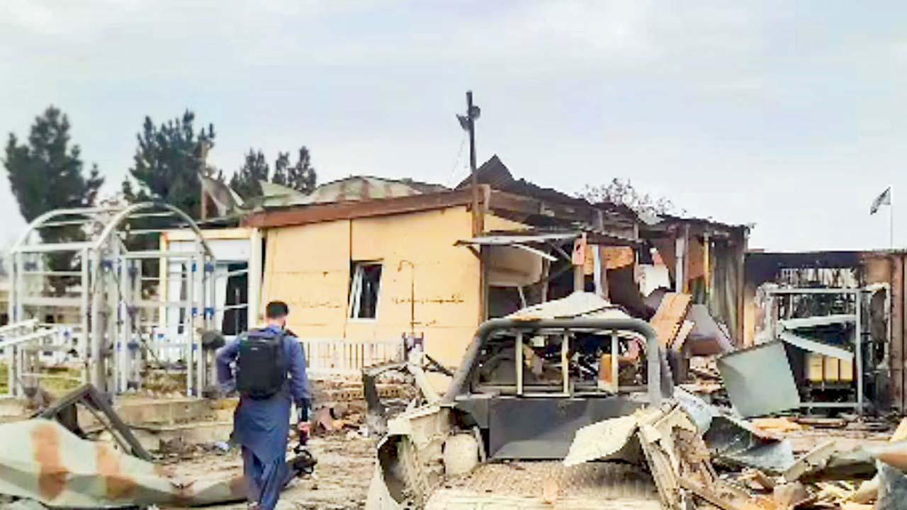 પાકિસ્તાને કરેલી ઍરસ્ટ્રાઇકમાં કાબુલની આખી હૉસ્પિટલ તહસનહસ થઈ ગઈ હતી.