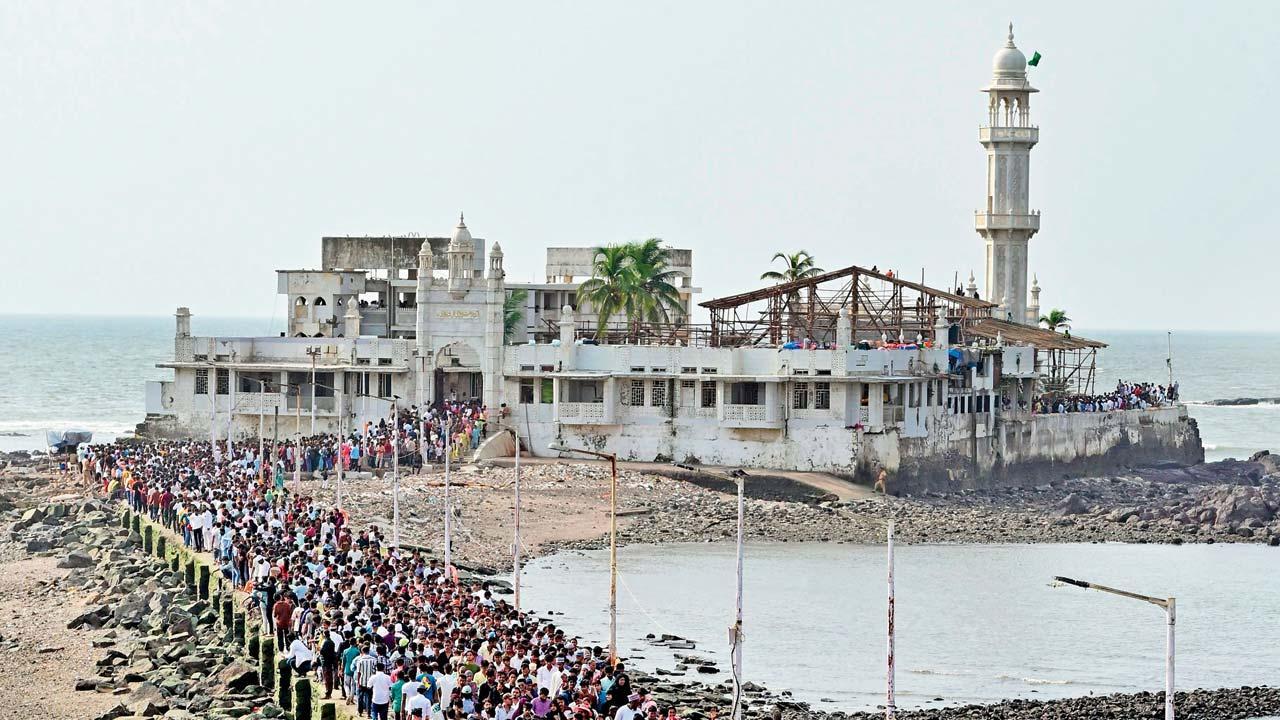 હાજી અલી દરગાહ