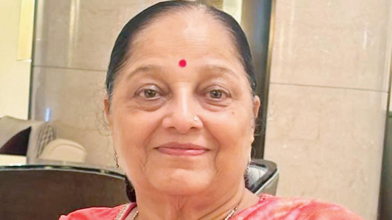 મલાડનાં હર્ષા લધાણી ઑલ ઇન્ડિયા વિમેન્સ કૉન્ફરન્સનાં ભૂતપૂર્વ પ્રમુખ છે