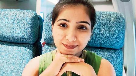 થાણેમાં રહેતી હિના જેઠવા ૯ વર્ષથી કેમિકલ એન્જિનિયરિંગના ફીલ્ડમાં સિનિયર પ્રોસેસ એન્જિનિયર તરીકે કામ કરે છે.