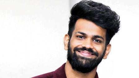 ડોમ્બિવલીમાં રહેતો હેનિક ગાલા ઈ-વેસ્ટ મૅનેજ કરતા સ્ટાર્ટઅપ સ્ક્રૅપજીનો કો-ફાઉન્ડર છે