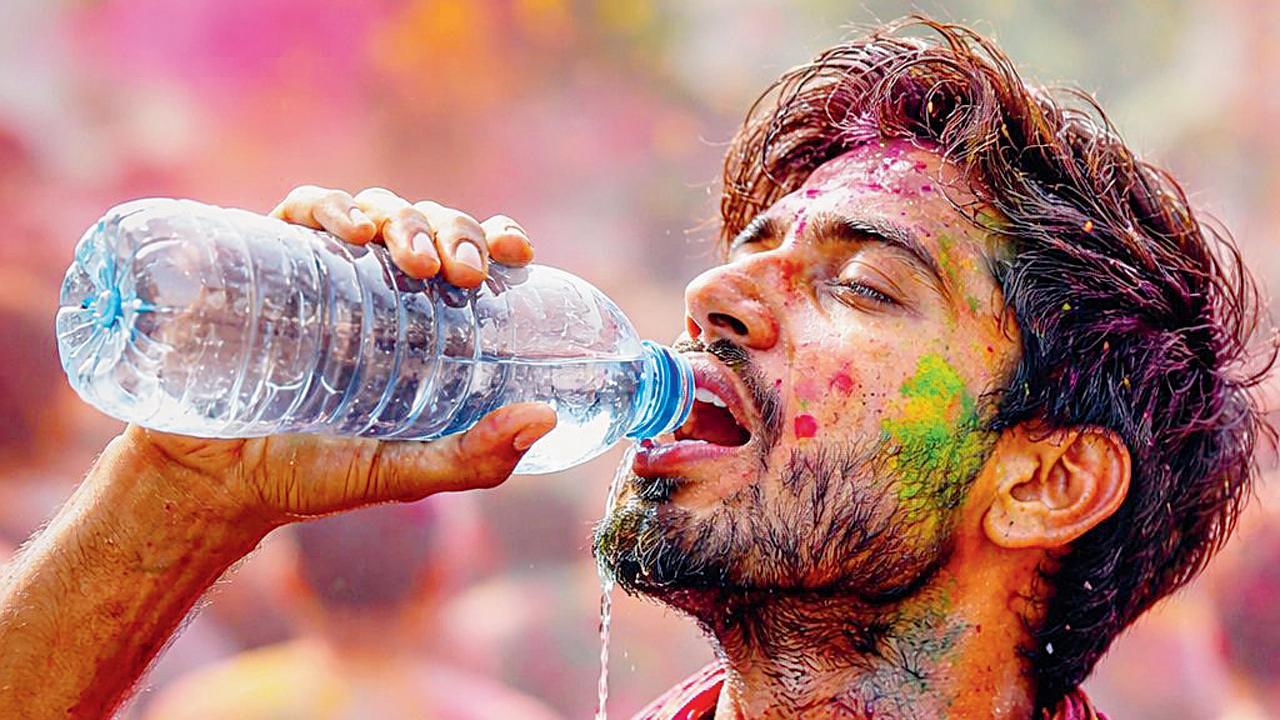 પ્રતીકાત્મક તસવીર