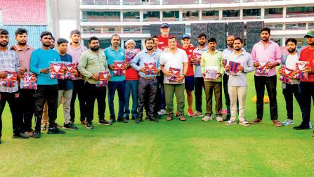 IPL 2026 પહેલાં લખનઉ સુપર જાયન્ટ્સે એકાના સ્ટેડિયમના ગ્રાઉન્ડ્સમેનને મોટિવેટ કર્યા