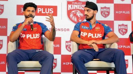 પંજાબ કિંગ્સની ઑફિશ્યલ જર્સી-લૉન્ચ ઇવેન્ટમાં શ્રેયસ ઐયર સાથે જોડાયો હતો અર્શદીપ સિંહ.