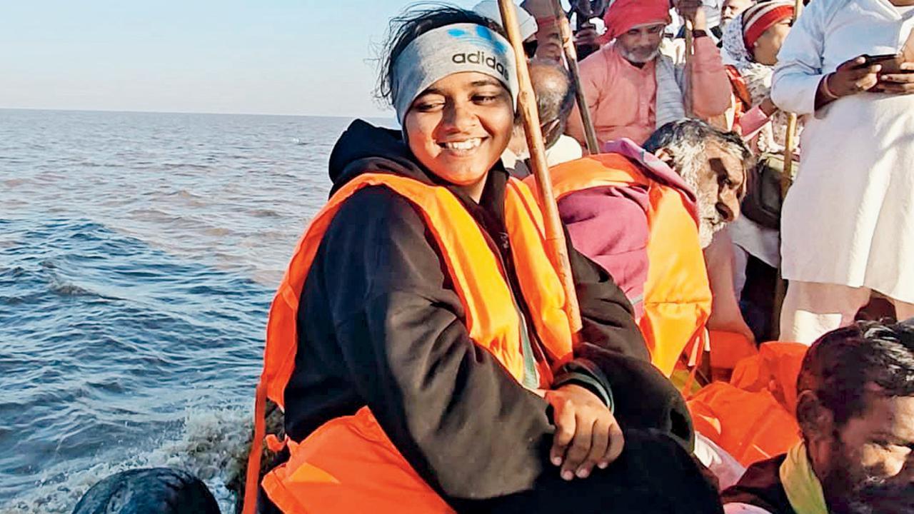 નર્મદા પરિક્રમા દરમ્યાન દ​ક્ષિણ તટથી ઉત્તર તટ તરફ જતી વખતે એક જ વાર નૌકાનો ઉપયોગ કરવામાં આવે છે.