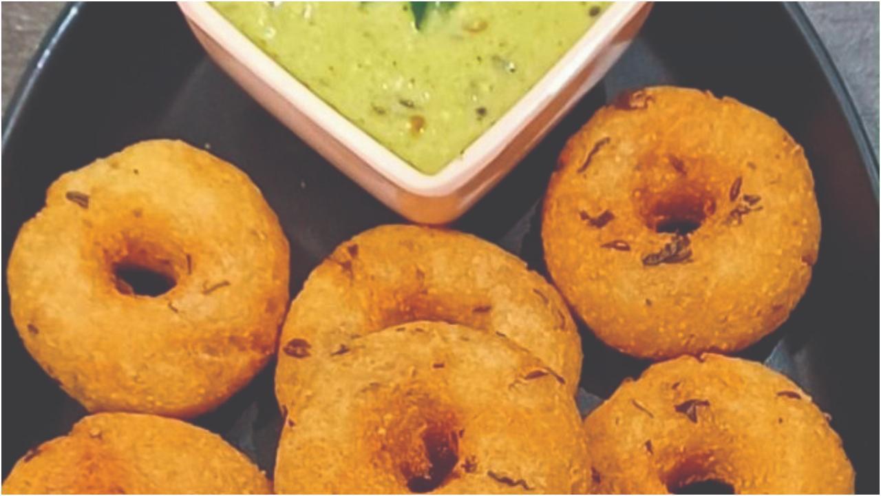 આ રીતે ફટાફટ બની જશે મેદુવડા