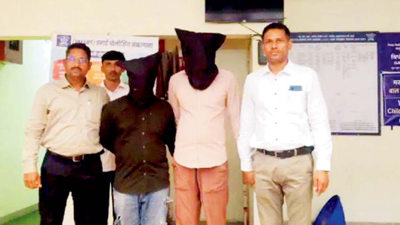 NRI સાગરી પોલીસે ધરપકડ કરેલા આરોપીઓ.