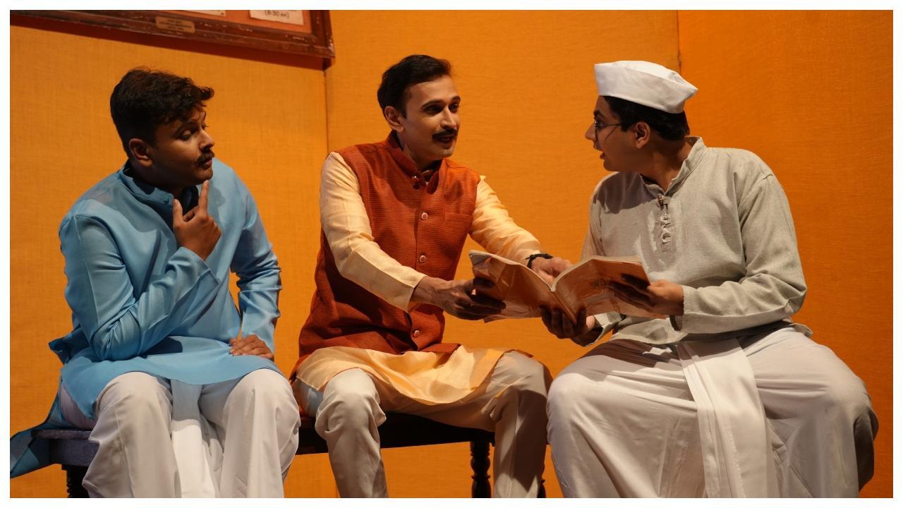 આ નાટકના દિગ્દર્શક પ્રિતેશ સોઢા છે અને લેખક પ્રયાગ દવે છે 