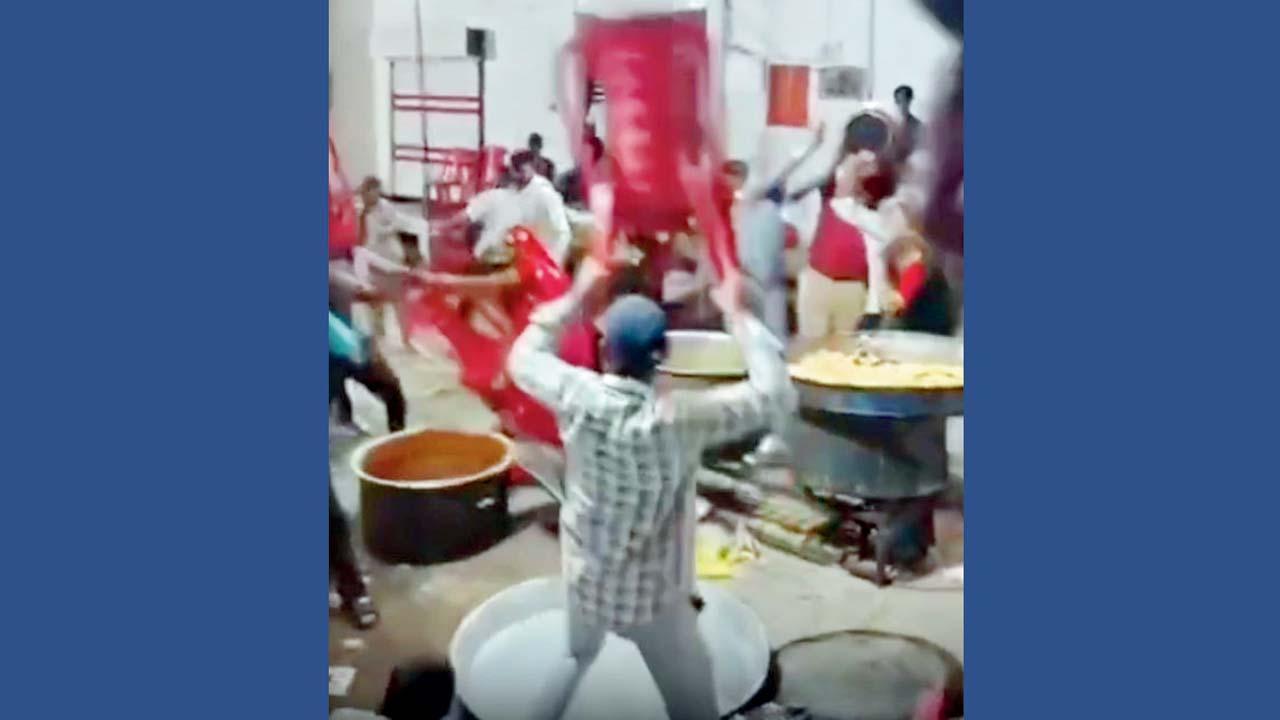 બબાલ મચી હતી તે દૃશ્ય