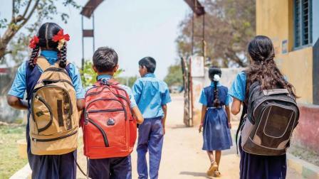 CBSEમાં નવમા અને દસમા ધોરણમાં હવે ૩ ભાષા ભણાવવી ફરજિયાત
