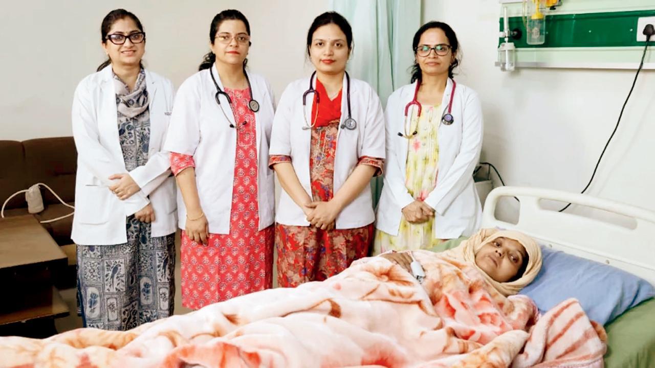 નવમી મેએ અમીનાએ પહેલા બાળકને જન્મ આપ્યો ત્યારે તેની હાલત ખૂબ જ ખરાબ હતી