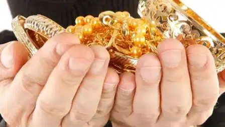 પ્રતીકાત્મક તસવીર