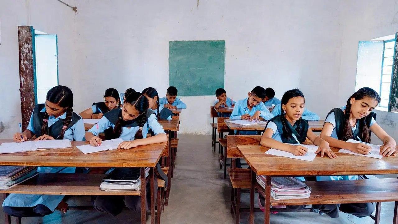 પ્રતીકાત્મક તસવીર (સૌજન્ય: મિડ-ડે)