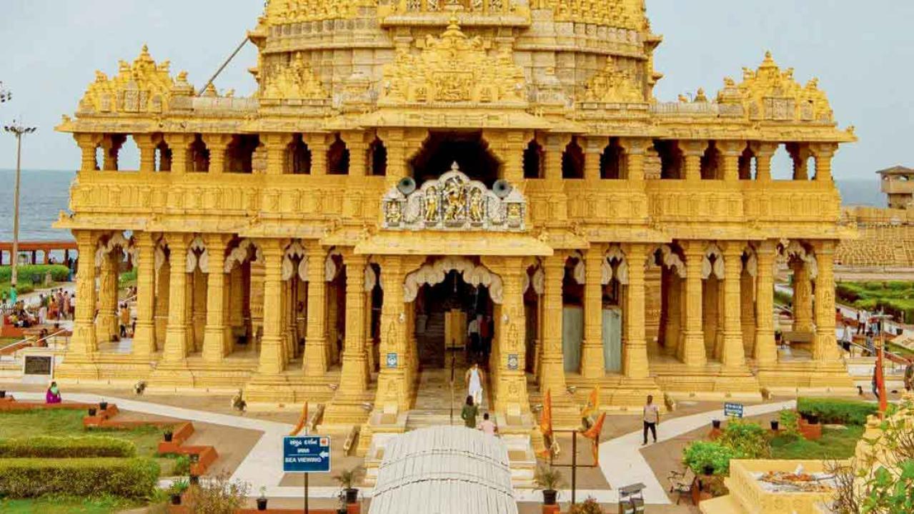સોમનાથ મહાદેવ મંદિર.