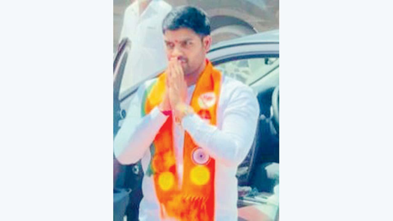 રાહુરીની સીટ પરથી જીતેલા BJPના અક્ષય કર્ડિલે.