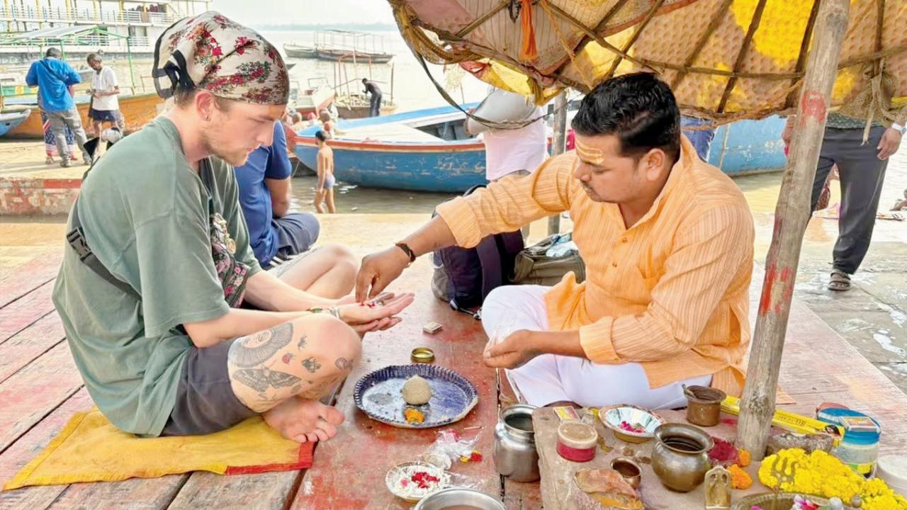 મિશિગનમાં રહેતો જૅક્સન છેક અમેરિકાથી કેમ પિંડદાન માટે આવ્યો
