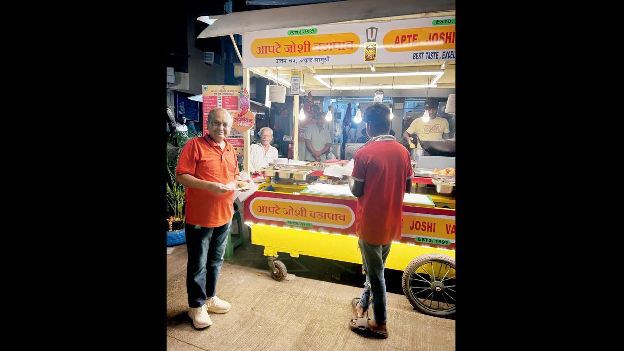 ઈમાનદારી સાથેનાં વડાપાંઉ