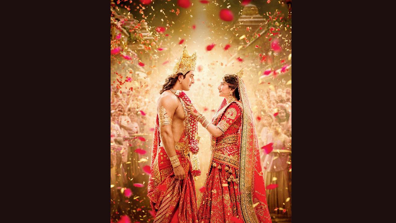 રણબીર કપૂર અને યશની ફિલ્મ ‘રામાયણ’ના નિર્માતાઓએ કરવા ચૌથના અવસરે ફિલ્મનું ‘જુડી જોડી’ ગીત રિલીઝ કરીને ચાહકોને મોટી ભેટ આપી છે.