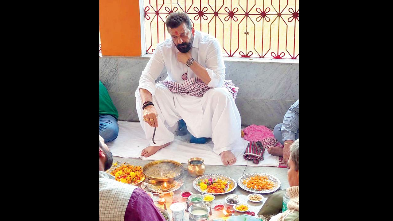 સંજય દત્તે ગયામાં કર્યું પિંડદાન