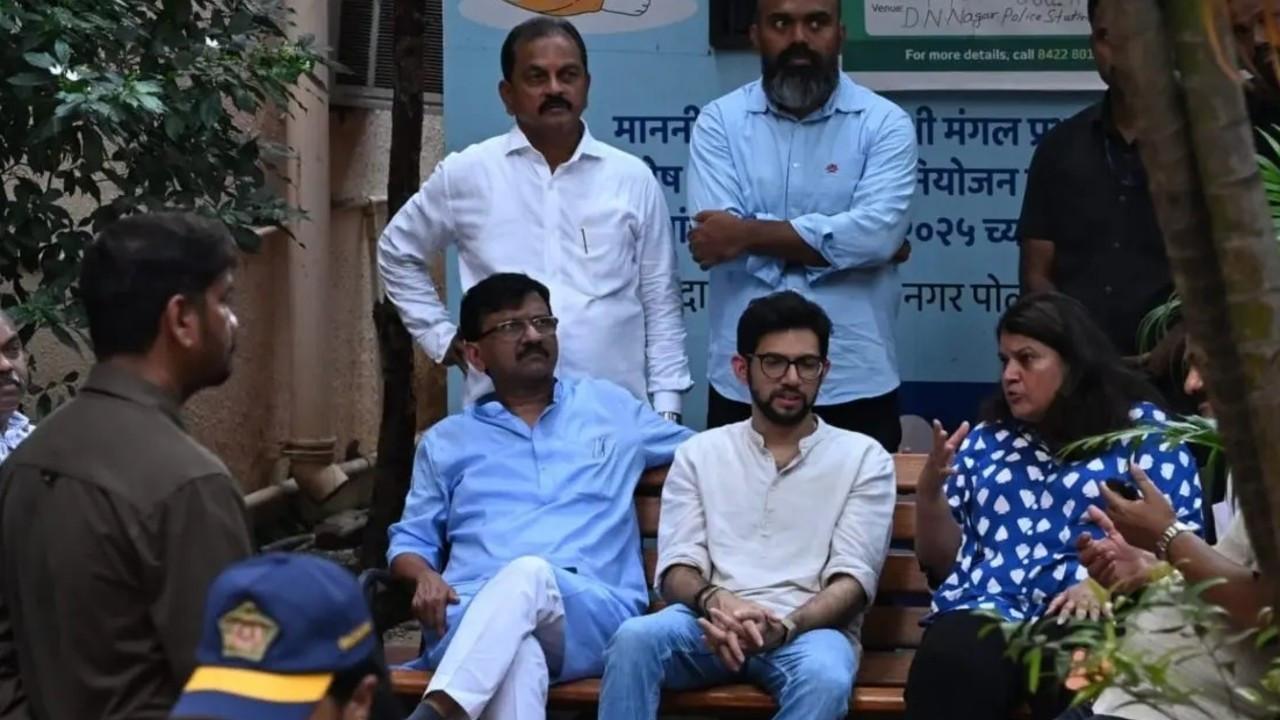 તસવીરોમાં: તુષાર ગાંધીની અટકાયત બાદ અંધેરીમાં કૉંગ્રેસના કાર્યકરો એકઠા થયા