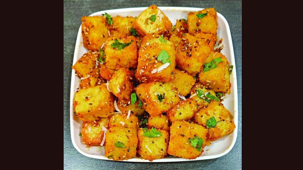 ટમટમ ખમણ ઢોકળાં (અમદાવાદનાં ફેમસ)