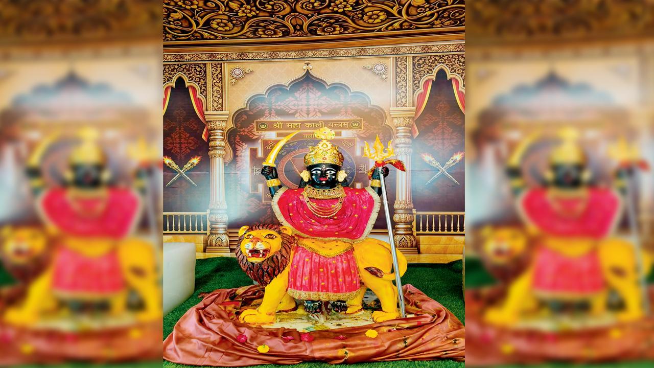 માતાજીની ઘીની મૂર્તિ