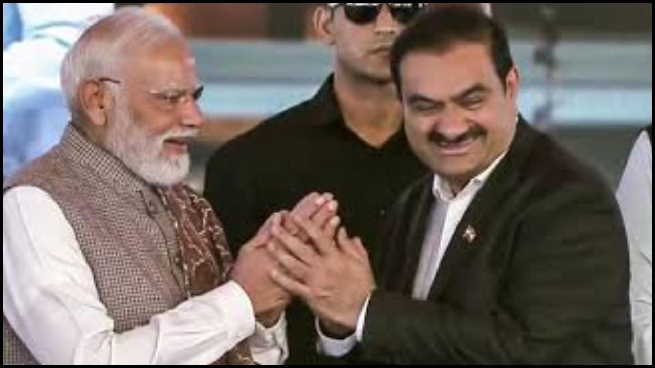 વડા પ્રધાન નરેન્દ્ર મોદી અને ગૌતમ અદાણી