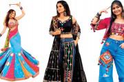આજકાલ વેસ્ટર્ન ડેનિમ આઉટફિટ્સ પર માત્ર આભલાં કે કોડી જ નહીં, અનેકવિધ ક્રીએટિવ અને કલ્ચરલ ડિઝાઇન્સ જોવા મળી રહી છે.