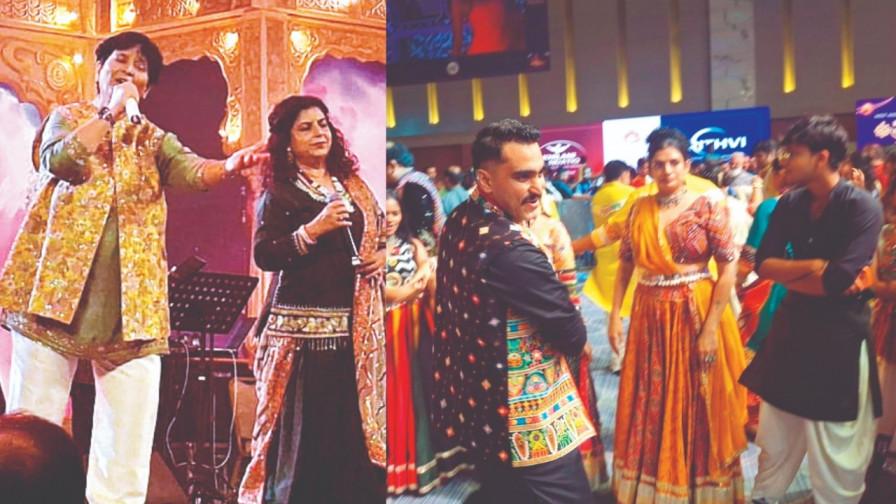 ગઈ કાલે જિયો વર્લ્ડ કન્વેન્શન સેન્ટરમાં ફાલ્ગુની પાઠકના ગીતસંગીત સાથે વિખ્યાત કૉમેડિયન અને ઍક્ટર વિરાજ ઘેલાણીએ પણ રમઝટ બોલાવી હતી. તસવીરો : સુજિત બંગેરા.