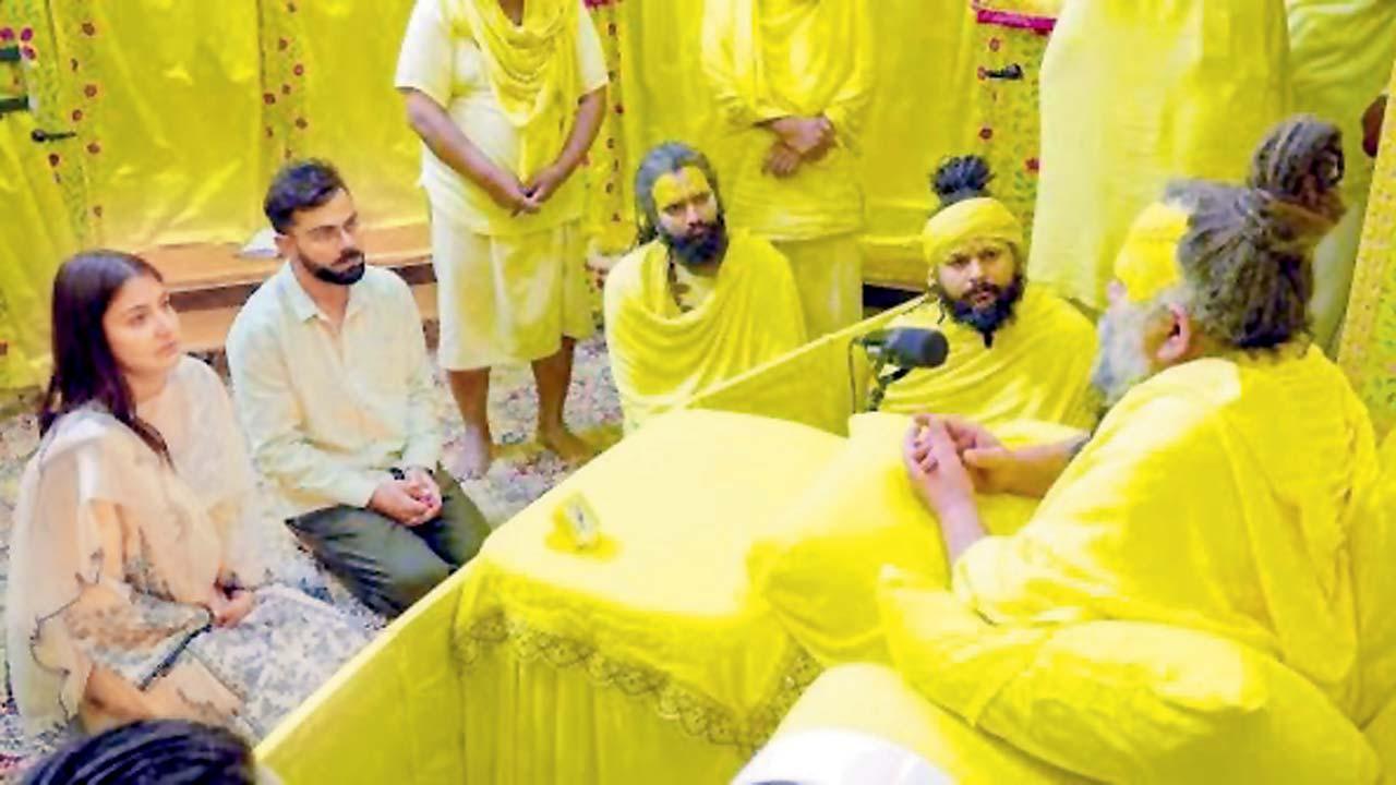 પત્રમાં એવો દાવો કરવામાં આવ્યો છે કે રાજસ્થાનની એક કંપનીએ વિરાટ કોહલીને પહેલી વાર આશ્રમમાં આમંત્રિત કરવા માટે પબ્લિક રિલેશન અને પ્રચાર પર પાંચ કરોડ રૂપિયા ખર્ચ્યા હતા