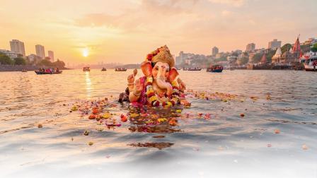 ગણપતિબાપ્પાની મૂર્તિનું વિસર્જન