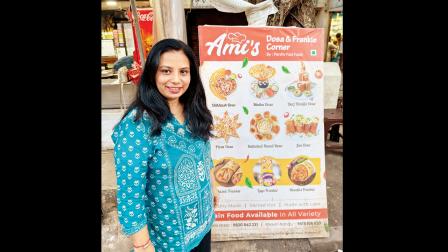 સવારે ‌ટિ‌ફિન-સ‌ર્વિસ અને સાંજે ૭૦ પ્રકારના ઢોસાનો સ્ટૉલ